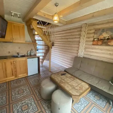 Pas Tifani Apartment
