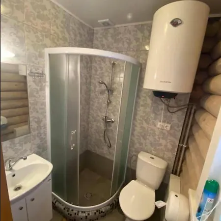 Pas Tifani Apartment